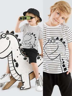 Denokids Sevimli Dino Erkek Çocuk T-Shirt Kapri Şort Takım