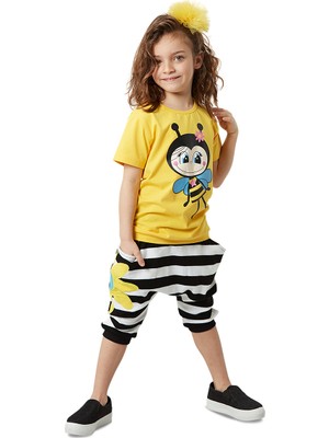 Denokids Vız Vız Maya Kız Çocuk T-shirt Kapri Şort Takım