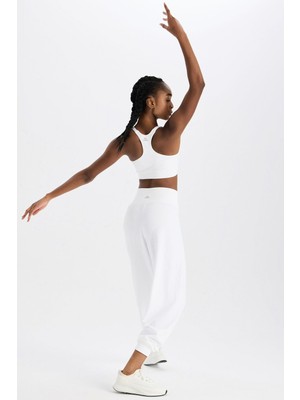 COMEUP Soft Kumaş Dokulu Dikişsiz Jogger Pantolon Beyaz