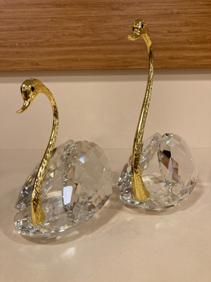 Plus Home Dekoratif 2'li Kristal ve Pirinç Kuğu Obje Renk Şeffaf Altın Yükseklik 16 ve 12 cm Çap 9 cm