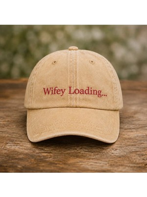 "wifey Loading" Nakışlı Vintage Yıkamalı Beyzbol Şapkası