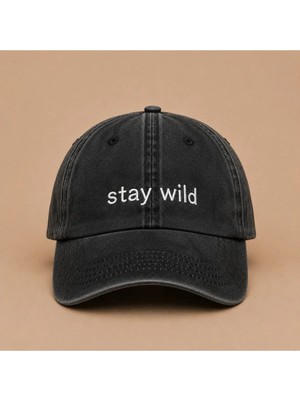 Stay Wild (Vahşi Kal) Yazılı Eskitme Yıkamalı Şapka