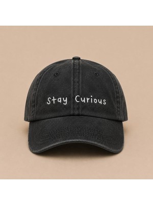 Stay Curious (Meraklı Kal) Yazılı Eskitme Yıkamalı Şapka