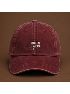 Broken Hearts Club" (Kırık Kalpler Kulübü) Estetik Nakışlı Vintage Yıkamalı Beyzbol Şapkası