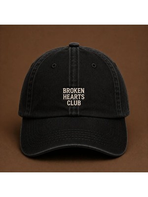 Broken Hearts Club" (Kırık Kalpler Kulübü) Estetik Nakışlı Vintage Yıkamalı Beyzbol Şapkası