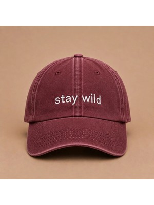 Stay Wild (Vahşi Kal) Yazılı Eskitme Yıkamalı Şapka