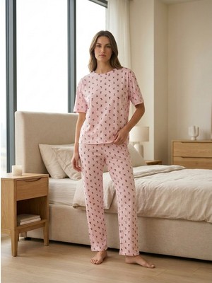 Bak's Store Kadın Fiyonk Desenli Pamuklu Pijama Takımı – Rahat Kalıp Kısa Kollu Yazlık Ev Giyimi Pudra Pembe Renk