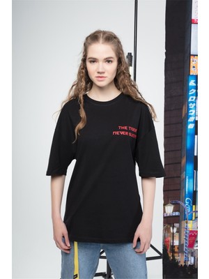 Trendiz Unisex Siyah Tiger Tshirt Truvakar Kol Günlük Stil Kadın Kullanıma Uygun