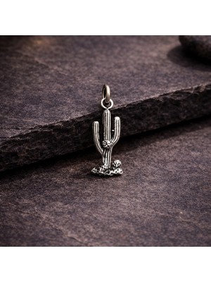 Ebrar Silver Gümüş Kaktüs Kolye Ucu 925 Ayar Gümüş Kaktüs Figürlü Unisex Mini Kolye Ucu