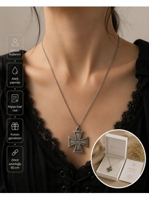 Herşey Nota Gri Demir Haç Tasarımlı Unisex Kolye – 60 cm Zincirli Gotik Rock Tarzı