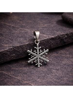 Ebrar Silver Gümüş Kar Tanesi Kolye Ucu 925 Ayar Gümüş Taşsız Unisex Kar Tanesi Kolye Ucu