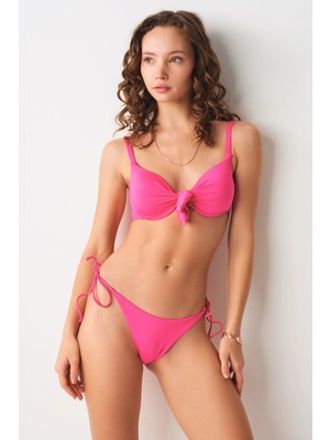 Empressco Pembe Maya Dolgulu Bikini Üstü, Rahat ve Şık Tasarım