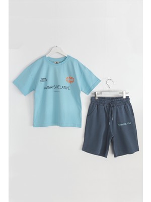 DobaKids Yazlık Erkek Çocuk Oversize T-Shirt Kapri Kısa Kollu Takım Core Motion Series Bebe Mavi - Koyu Gri 001-0002170