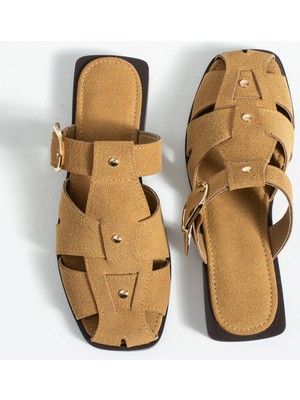 Duxal Shoes Fabian Kadın Camel Süet Kafesli Sandalet Terlik Toka Detaylı