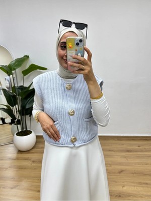 Moonsc Kadın Regular Fit Gold Düğmeli Çift Cepli Örme Mavi Triko Yelek