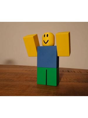 Oko Design Roblox Noob Karakter Figürü - Masaüstü Obje - 13CM