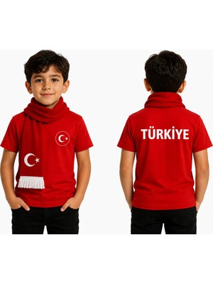 Efendioğlu Design Arkasında Türkiye Yazan Önünde Türk Bayrağı Olan 2026 Dünya Kupası Milli Takım Çocuk Tişörtü
