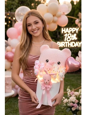 Sole Deluxe LED Işıklı Peluş Ayı Yastıklı Silindir Kutuda Peluş Ayıcık ve Tavşan Buketi | Sevgiliye, Kıza Hediye