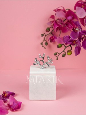 Miarik Design Dekoratif Mermer Kare Detaylı Pamukluk