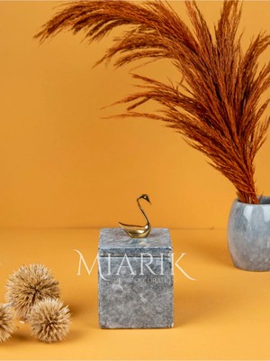 Miarik Design Dekoratif Mermer Kare Detaylı Pamukluk