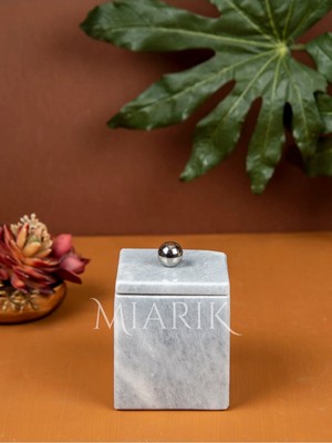 Miarik Design Dekoratif Mermer Kare Detaylı Pamukluk