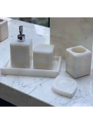 Miarik Design Dekoratif Beyaz Mermer Düz Kareli Silver Detaylı 5 Li Banyo Seti Takımı