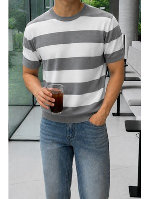 Tarz Cool Erkek Çizgili Triko Tişört Bisiklet Yaka Slim Fit Yazlık Ince Dokulu