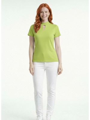 Neden Tekstil Kadın Yarım Balıkçı Yaka Pencereli Kısa Kollu Basic T-Shirt