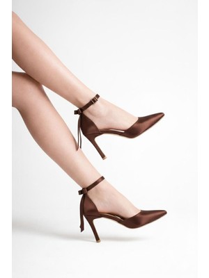 Craft Moda Kadın Saten Ince Topuklu Fiyonklu Bilekten Bağlamalı Sivri Burun Stiletto Ayakkabı