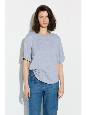 Gusto Bisiklet Yaka Rahat Kesim Bambu Tshirt - Gri