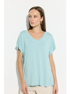 Gusto V Yaka Rahat Kesim Bambu Tshirt - Mavi