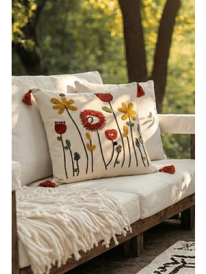 Destiva Home Çiçek Punch Nakış Desenli Kiremit Püsküllü Dekoratif Gizli Fermuarlı Kırlent Kılıfı 42X 42 cm