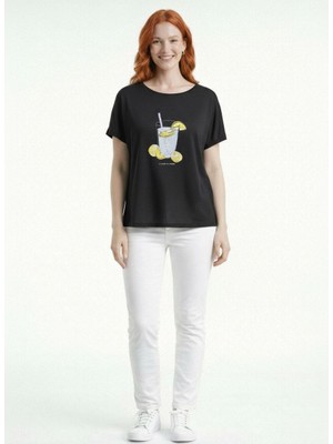 Neden Tekstil Kadın Siyah Limonata Baskılı Rahat Kesim T-Shirt