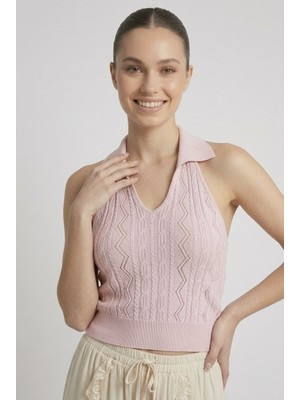 Neden Tekstil Kadın Polo Yaka Sırt Dekolteli Crop Bluz