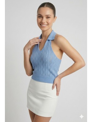 Neden Tekstil Kadın Polo Yaka Sırt Dekolteli Crop Bluz