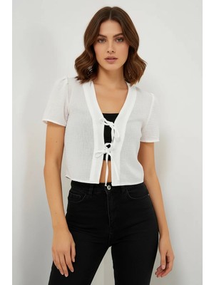 Hanka Kadın V Yaka Crop Kısa Kol Viskon Beyaz Bluz