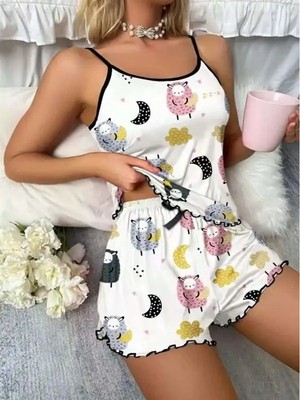 Mor AVM Beyaz Üstüne Desenli Ince Askılı Şortlu Pijama Takımı