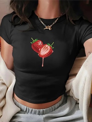 Nevermind Kadın Crop Baby Tee Çilek Baskılı Dar Kesim %100 Pamuk Y2K Estetik Tişört
