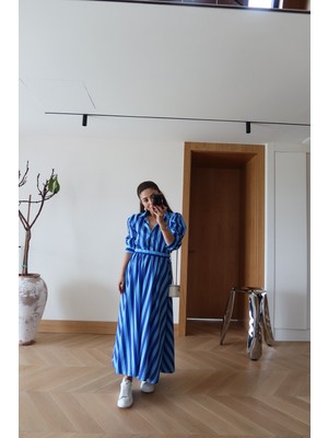Özge Özgenç Kalın Çizgili Gömlek Etek Takım