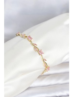 Butik Pirinç Gold Renk Pembe Zirkon Taşlı Çiçek Model Kadın Bileklik