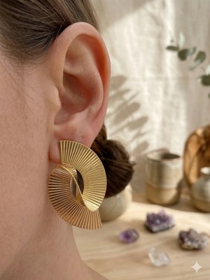 Lavante Butik Çelik Küpe Çizgili Yelpaze Model Gold Renk Sallantılı