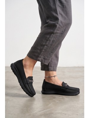 Liarca Aura Comfort – Ortopedik Tabanlı Işıltı Detaylı Kadın Siyah Günlük Casual Loafer Ayakkabı