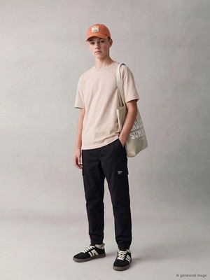 LC Waikiki Lcw Kids Siyah Loose Fit Erkek Çocuk Gabardin Jogger Pantolon
