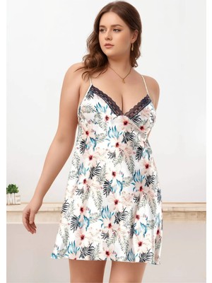 QKK Büyük Beden Saten Gecelik - Tropikal Çiçek Desenli ve Sırt Dekolteli Plus Size Gecelik