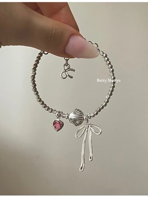 Yansımalı Opal Taşlı ve Denizkabuğu Boncuklu Dorika Coquette Fiyonk Bileklik