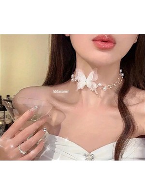 Kelebek Detaylı Incili Tasma Kolye