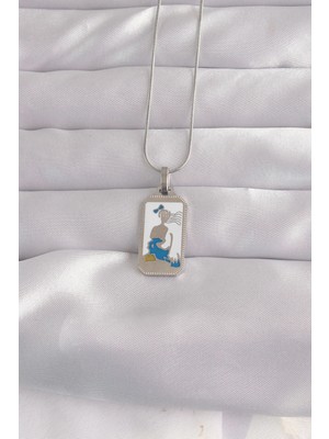 MiraLive 316L Çelik Gümüş Renk Beyaz Mineli Kız Figür Tarot Kolye - TJ-BKO9049