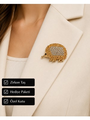 Herşey Nota Lüks Kirpi Tasarımlı Taşlı Kadın Broş – Zarafet ve Şansın Işıltılı Simgesi