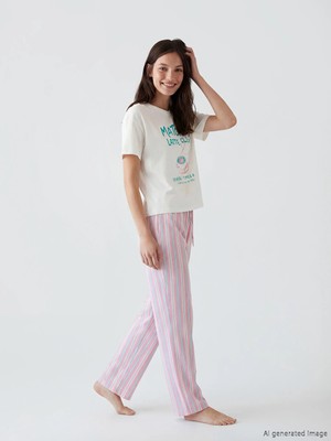 Lcw Dream Karışık Bisiklet Yaka Baskılı Kadın Pijama Takım