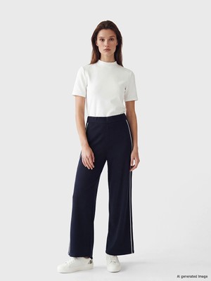 Lcw Modest Lacivert Şeritli Soft Touch Kadın Eşofman Altı